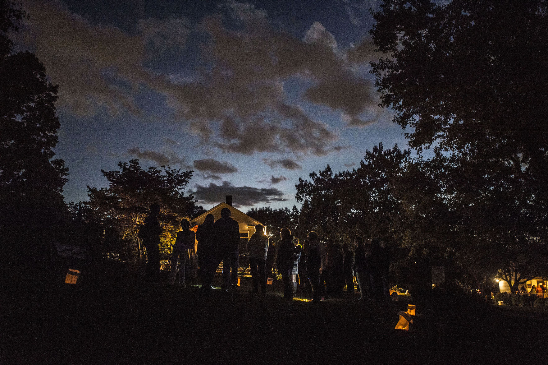 2016-10-13 Candlelight Tours